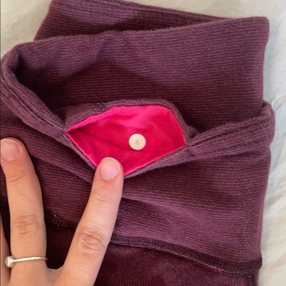 Lululemon Wunder Under Leggings - Picture 4 of 4